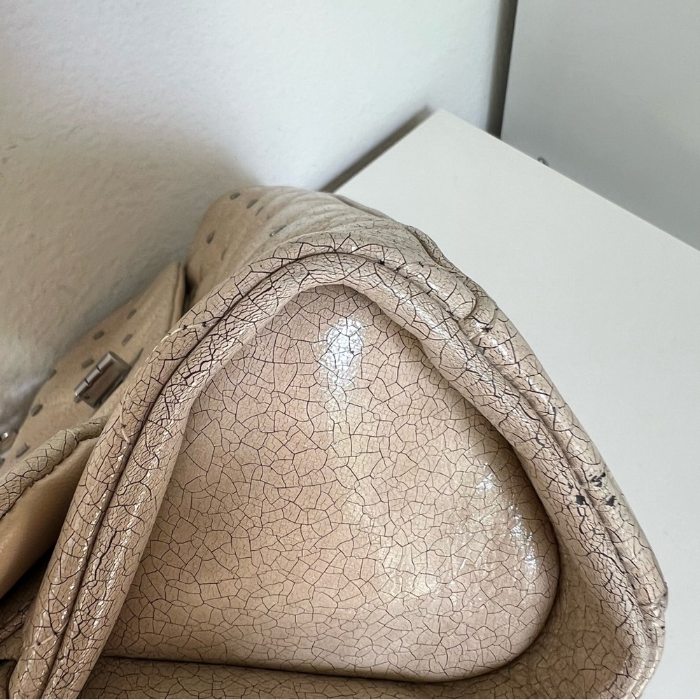Chanel Vintage Studded CC Reissue Crackle Effect Flap Bag in Tan / Beige - Picture 11 of 16